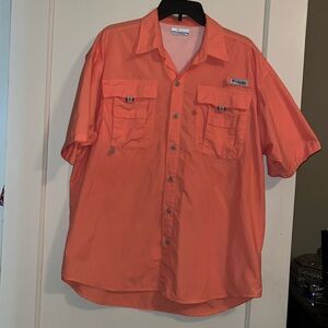 Columbia short sleeve shirt